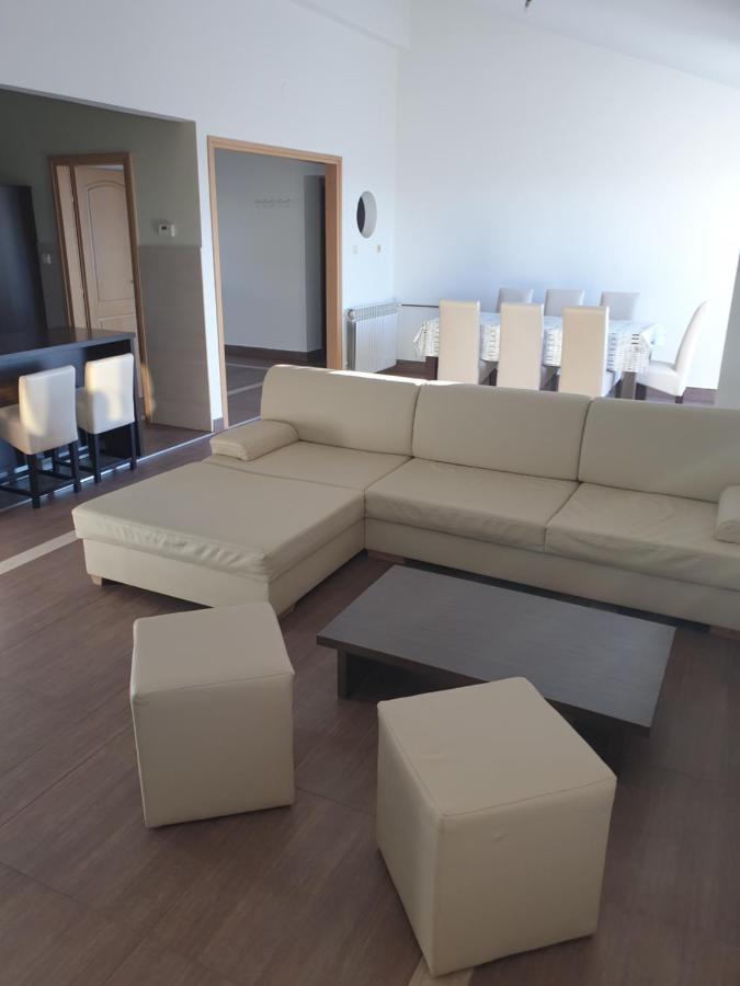 Apartments Seafront Villa Пула Екстериор снимка