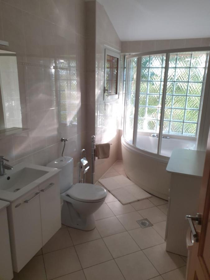 Apartments Seafront Villa Пула Екстериор снимка